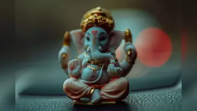 Ganesh Ji Ki Aarti: जय गणेश जय गणेश जय गणेश देवा … विघ्न विनाशक गणपति की आरती से घर में आएगी शांति और समृद्धि