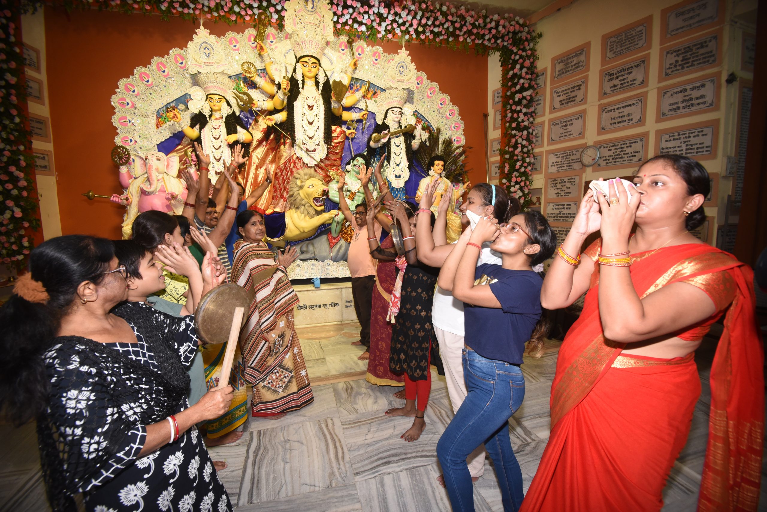 Navratri 2022: नवरात्रि में बंगाली अखाड़ा कालीबाड़ी पूजा की है विशेष महत्व, जानें परंपरा