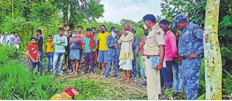 घास काटने गयी महिला की गला रेत हत्या