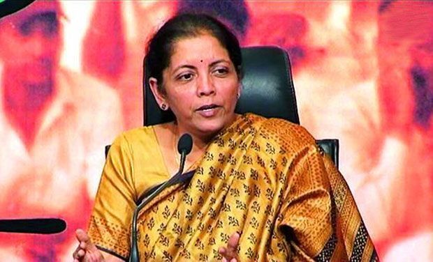 व्यापार सुगम बनाने के लिए सरकार गैर जरूरी नियमों को हटा रही है : निर्मला सीतारमण