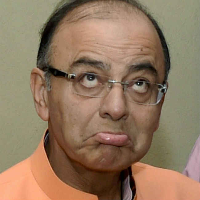 SC के फैसले पर टिप्पणी, जेटली के खिलाफ राजद्रोह का मुकदमा