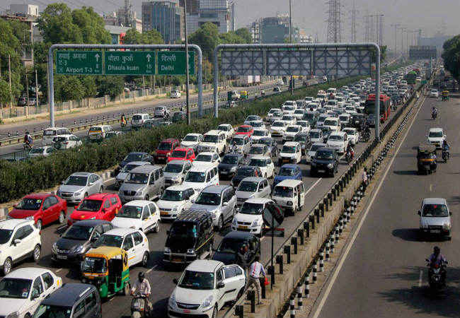 ऑड-इवेन फार्मूले पर रोक से HC का इनकार