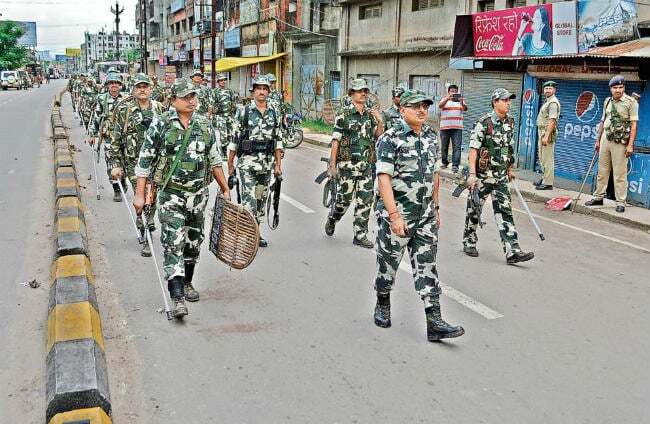 जमशेदपुर : छिटपुट घटनाओं को छोड़ हालात सामान्य, प्रशासन सतर्क, कर्फ्यू जारी