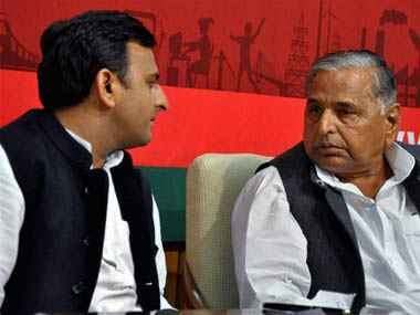 रूठे अखिलेश, ”मुलायम ” हुए सपा प्रमुख, नेताओं का निलंबन रद्द