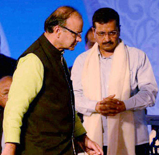 जेटली मानहानि केस : केजरीवाल समेत 6 AAP नेताओं को नोटिस