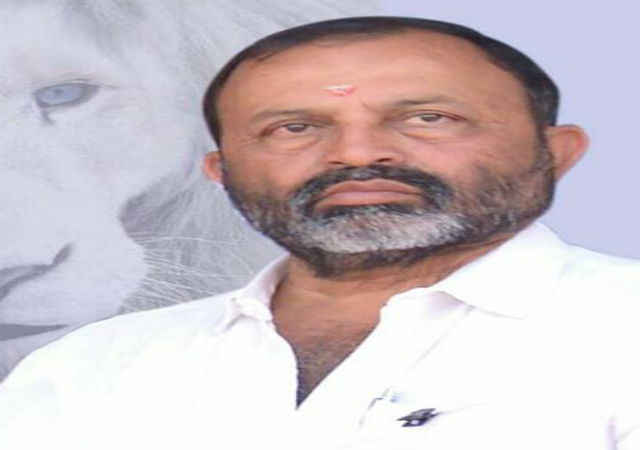 बुजुर्ग व्यक्ति को ‘लात” मारते कैमरे में कैद हुए भाजपा सांसद