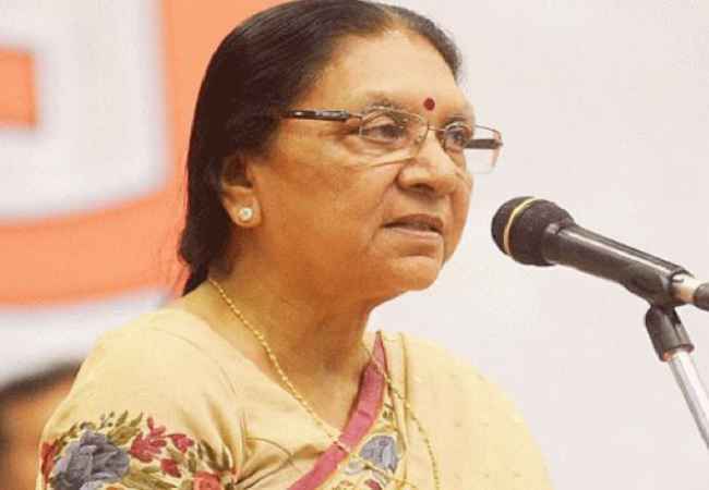 सीएम आनंदीबेन के भविष्य को लेकर अटकलें तेज, जल्द ही 75 वर्ष की हो जायेंगी