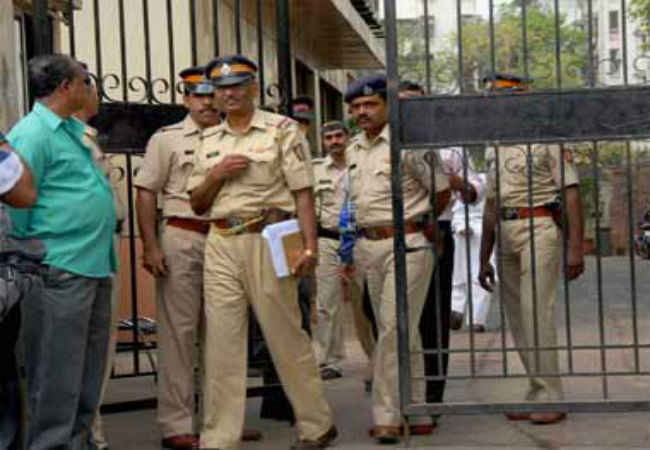 क्या पूरे यूपी को दहलाने की थी साजिश? कानपुर और झांसी में मिला विस्फोटकों का जखीरा