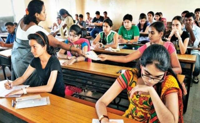 बिहार में शिक्षा विभाग का अनोखा कारनामा, कश्मीर को अलग देश बताते हुए पूछा प्रश्न