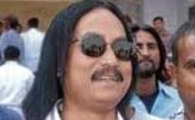 पूर्व मंत्री राजा पीटर के घर से लाखों की चोरी