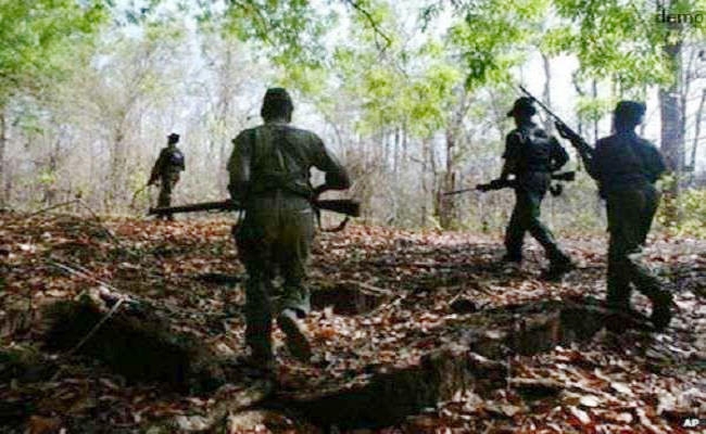 Jharkhand : बूढ़ा पहाड़ पर कब्जे के लिए जारी है नक्सलियों और सुरक्षा बलों के बीच संघर्ष, एक और खूंखार नक्सली दस्ता पहुंचा