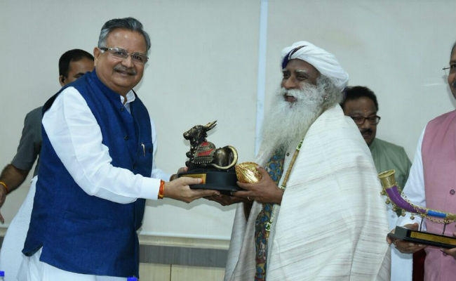 क्या रमन सिंह चौथी बार छत्तीसगढ़ का सीएम बनने के लिए ले रहे हैं टोटके का सहारा ?