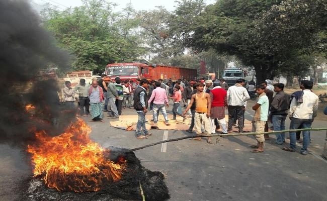 बड़ा खुलासा ! पटना में पुलिसिया सांठ-गांठ से जारी है बालू की अवैध बिक्री, पढ़ें