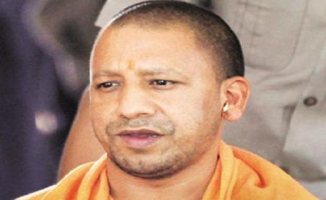 यूपी में शुक्रवार को 15 IAS अफसरों का किया गया तबादला, कई प्रतीक्षारतों को मिली नई तैनाती