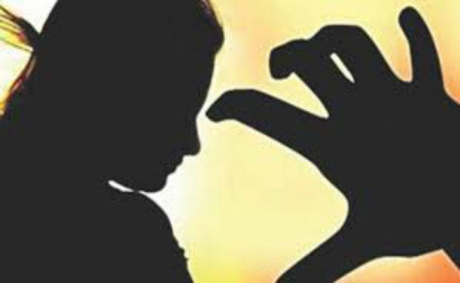 उत्तर प्रदेश : बेटे की प्रेमिका के परिजनों ने महिला के साथ किया बलात्कार