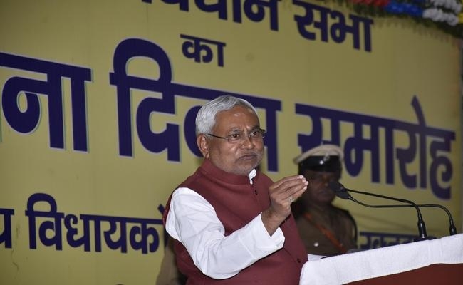 नीतीश का खुलासा, केंद्र में बिना कोरम पूरा किये चलता है सदन