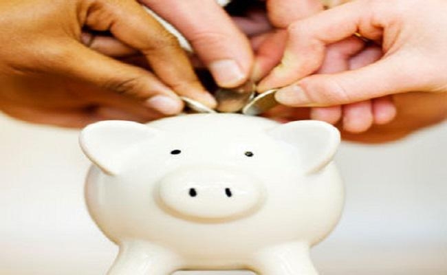 सरकार ने लघु बचत योजनाओं पर की ब्याज दरों में 0.1 फीसदी की कटौती, कल से नया नियम हो जायेगा लागू