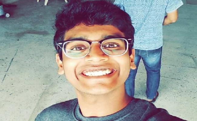 पहले बनाया फेसबुक लाइव वीडियो, फिर फाइव स्टार होटल की 19वीं से युवक ने लगायी छलांग, मौत