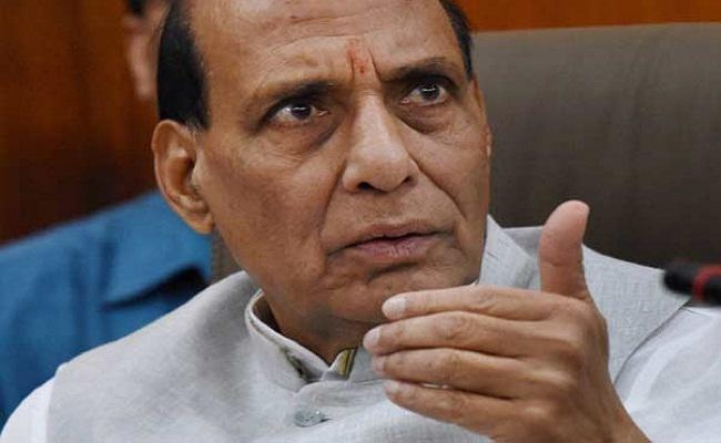 कुलदीप जाधव जासूस नहीं है, उन्हें रिहा किया जाना चाहिए : राजनाथ