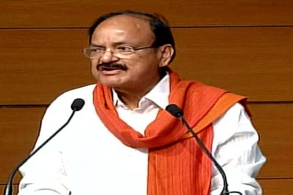 स्वच्छ सर्वेक्षण-2017 : इंदौर, भोपाल सबसे साफ, गोंडा सबसे गंदा, चास झारखंड का सबसे साफ शहर