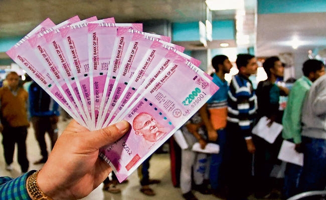 सातवां वेतन आयोग : ढाई गुने से अधिक होगा मूल वेतन, आज लग सकती है कैबिनेट की मुहर