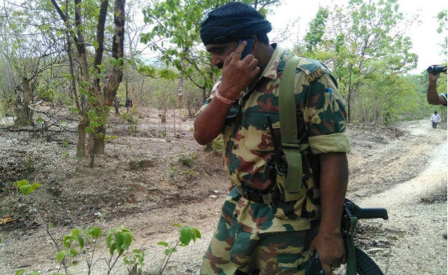 डुमरी बिहार-दनिया स्टेशन के बीच ID ब्लास्ट, CRPF जवान घायल, गोमो-बरकाकाना रेल लाइन के बीच आठ घंटा परिचालन ठप