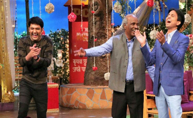 महिलाओं पर टिप्पणी करके बुरे फंसे ”आप” के कुमार विश्वास, शिकायत दर्ज, कॉमेडियन कपिल शर्मा भी मुश्किल में