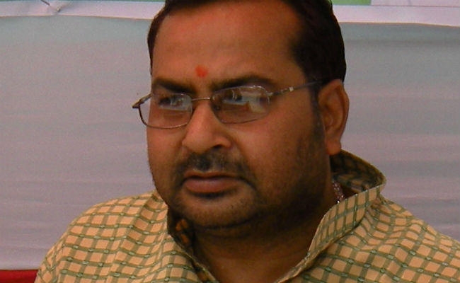 राज्य सरकार के मुखिया के इशारे पर हुई छापेमारी, केंद्र सरकार को कोई दोष नहीं : श्रीभगवान सिंह कुशवाहा