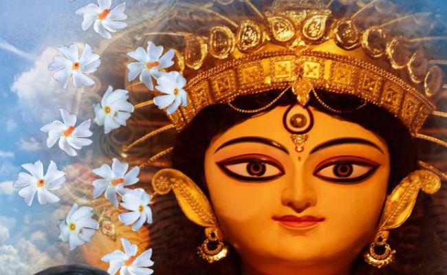 मछली के पकवानों का स्वाद लेने के लिए रहें तैयार, पूजा पंडालों के बाहर लगेंगे ठेले