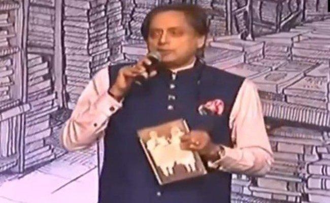 थरूर का विवादित बयान, कहा – मोदी शिवलिंग पर बैठे बिच्छू की तरह, भाजपा गरम