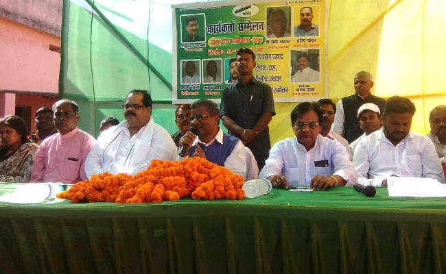 इचाक : कार्यकर्ता सम्मेलन में बोले बाबूलाल मरांडी, कार्यकर्ता ही पार्टी की असली शक्ति