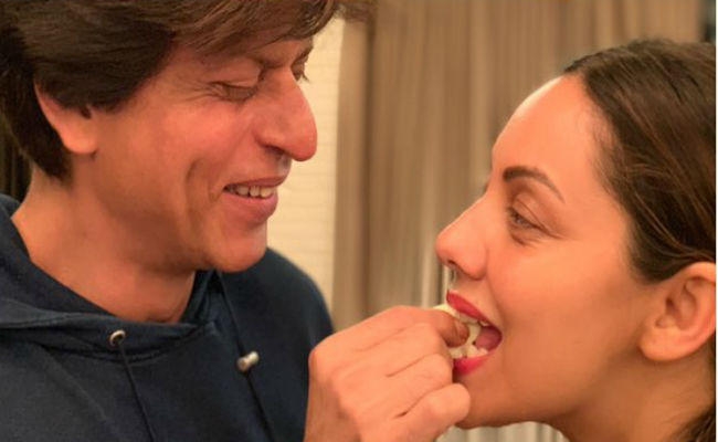 #HappyBirthdaySRK : ”शाहीन” कोडवर्ड सुनकर समझ जाती थी गौरी शाहरुख का फोन आया