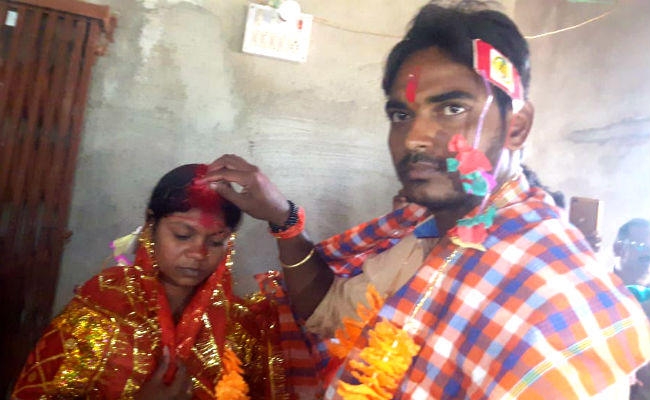 अभिभावकों की रजामंदी के बाद एक दूजे के हुए प्रेमी युगल, तीन साल से चल रहा था प्रेम प्रसंग