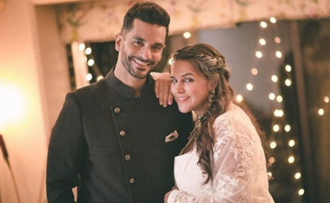 शादी के 6 महीने बाद मां बनीं नेहा धूपिया, इस डर से छुपाई थी प्रेग्नेंसी, जानें