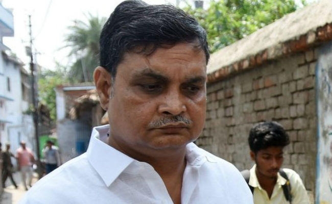 मुजफ्फरपुर बालिका गृह दुष्कर्म कांड : ब्रजेश ठाकुर के एनजीओ की संपत्ति होगी सील, वाहन होंगे जब्त
