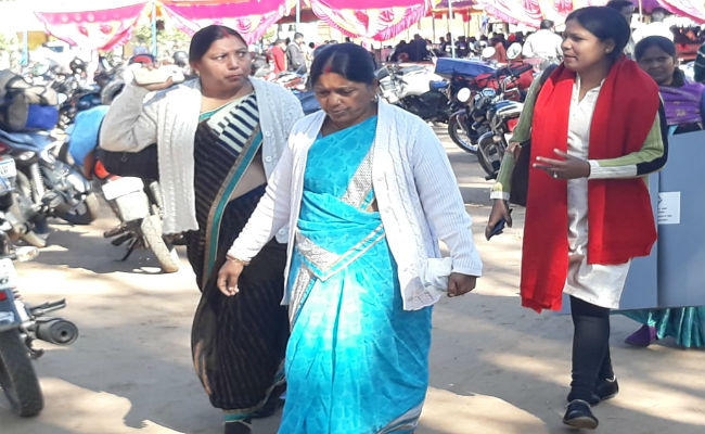 कोलेबिरा उपचुनाव : मतदान गुरुवार 20 दिसंबर को, पोलिंग पार्टी रवाना