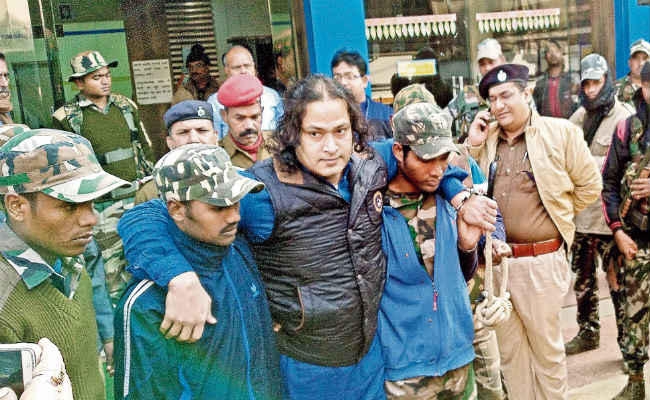 दुमका : डॉन अखिलेश के पेट व घुटने में दर्द, अल्ट्रासोनोग्राफी हुई