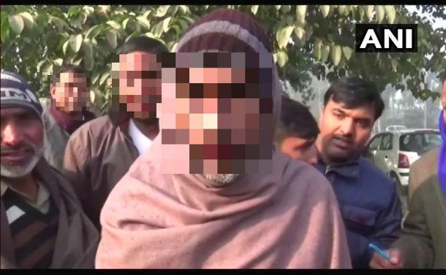 हैवानियत : गैंगरेप के बाद वेजिना में कुछ सामान डाल लीवर को किया क्षतिग्रस्त, मौत, पिता ने लगायी गुहार
