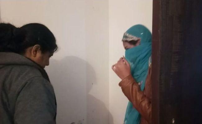 पटना के VIP एरिया में चल रहा था सेक्स रैकेट, रोजाना बनती थी ब्लू फिल्म, पुलिस पहुंची तो…