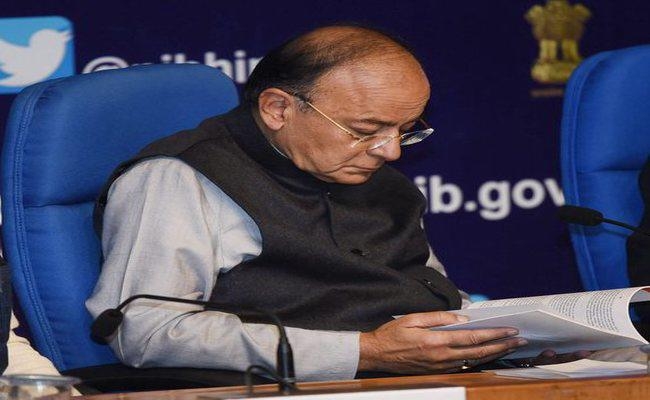 राजकोषीय घाटा 3.3 फीसदी रहने का अनुमान, कुल व्यय 24.42 लाख करोड़ रुपये