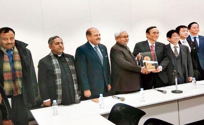 नीतीश का जापान दौरा, बिहार में इलेक्ट्रॉनिक और ऑटोमोबाइल फैक्टरी लगाने की अपील