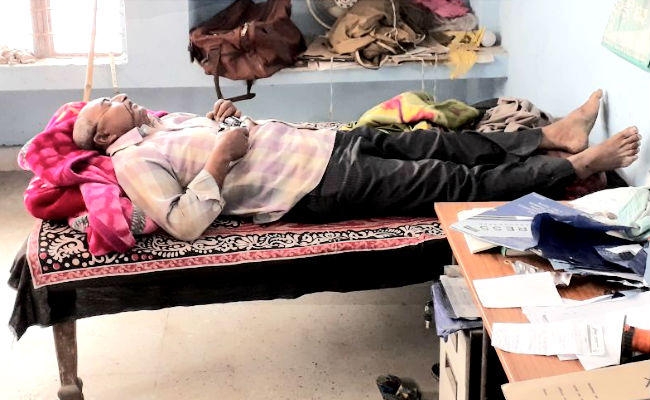 गया के परैया थाना परिसर में एसआई ने गोली मार कर की खुदकुशी
