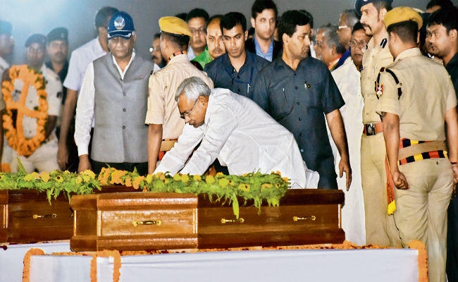 इराक में मारे गये बिहार के पांच लोगों का शव लाया गया, मौत के साढ़े तीन वर्ष बाद अब अपनी जमीन हुई नसीब