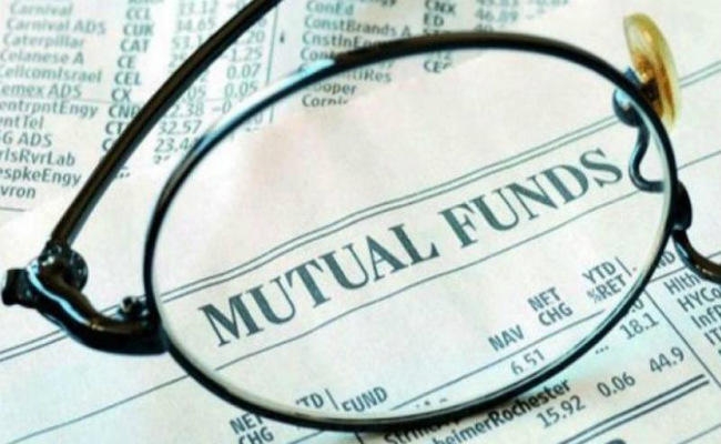इक्विटी म्यूचुअल फंडों को अप्रैल में मिला 12,400 करोड़ रुपये का निवेश
