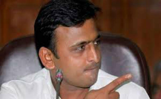 सपा-बसपा के बीच सीटों के बंटवारे को लेकर अभी नहीं हुई बात : अखिलेश यादव