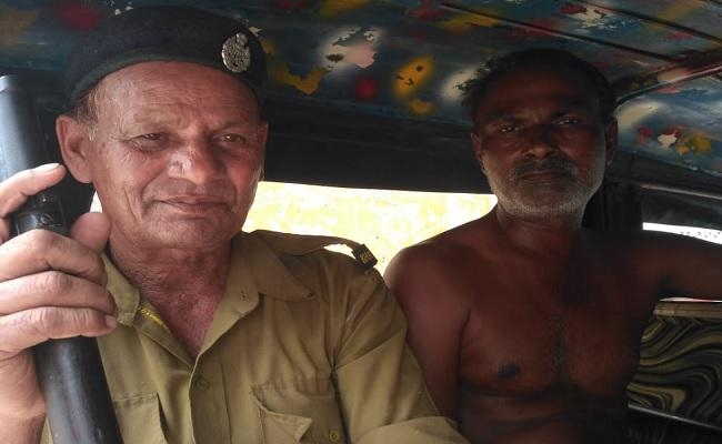 चलती बस में 5 साल की मासूम से दुष्कर्म, आरोपित को भीड़ ने जमकर पीटा, उसके बाद…