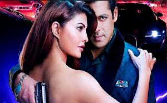 रिलीज होने से पहले ही हिट हुई ”रेस 3”, तोड़ा ”दंगल” का भी रिकॉर्ड