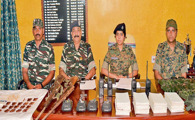 लुगू पहाड़ी के जंगल में मिला हथियार का जखीरा