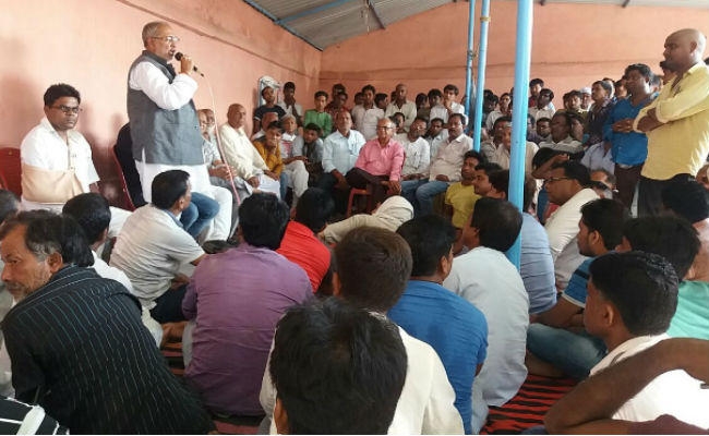 चौपारण में फ्लाई ओवर निर्माण के विरुद्ध गोलबंद हुए प्रभावित, कहा- चट्टी में हो 6 लेन सड़क का निर्माण