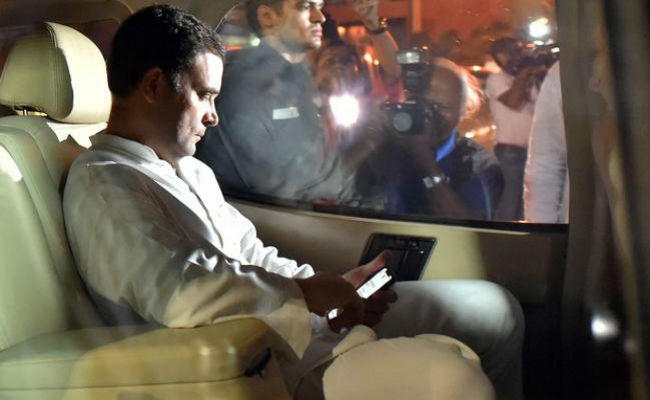 इशारों-इशारों में भाजपा नेता ने राहुल गांधी को कहा ”लोफर”